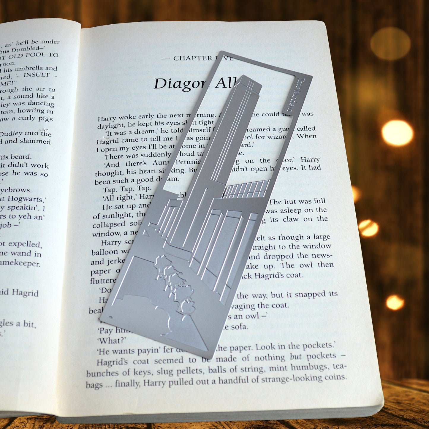 Readerly Famous Landmarks Bookmark - Tate Modern Stainless Steel - REDUCED TO CLEAR - IMPERFECT